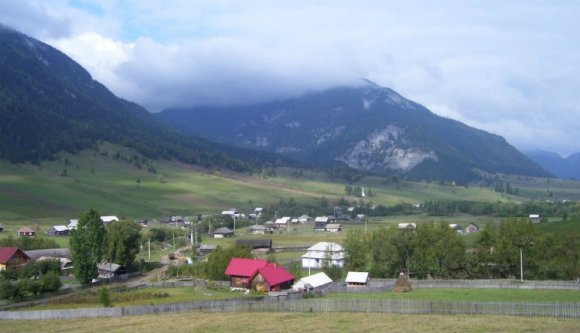 Csángó „Trianon”: a magyar falu, amely Neamţ megyében van, mégis Hargitában