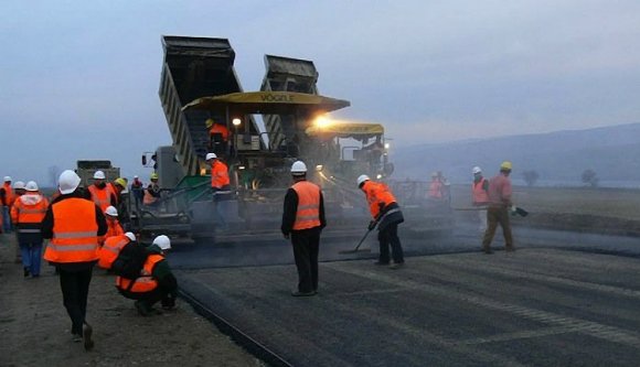 Románia segít Magyarországnak autópályát építeni