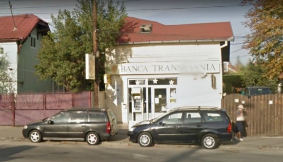 Késsel fenyegetőző férfi rabolt ki egy bankot Kolozsváron