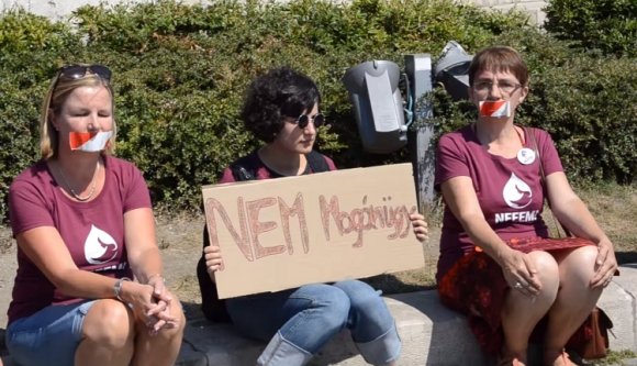 Azonnal kitilthatják saját lakásából is a családtagjait bántalmazót