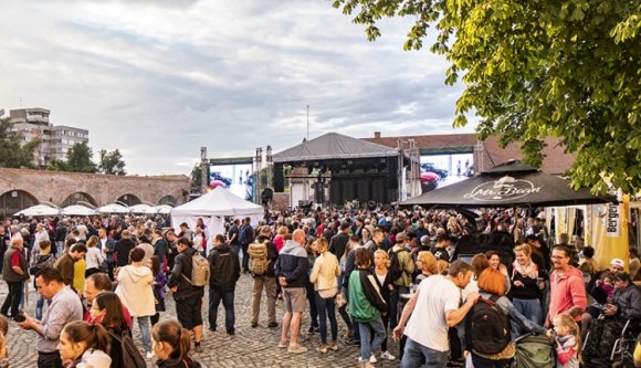 Esőben is hasít a Szent László Napok! (FOTÓK)