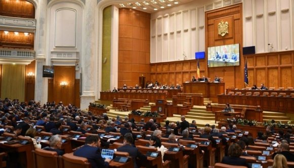 Melyik oldalra áll az RMDSZ a kormányváltó hangulatban?