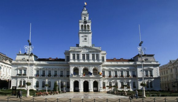 Lenyúlná a román állam a várostól az aradi városházát