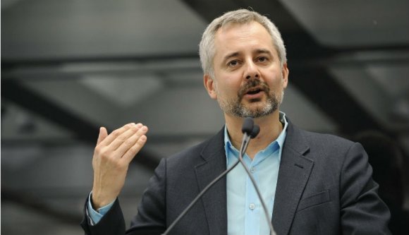 Romániában is akadémikus lett a világhírű székely hálózatkutató