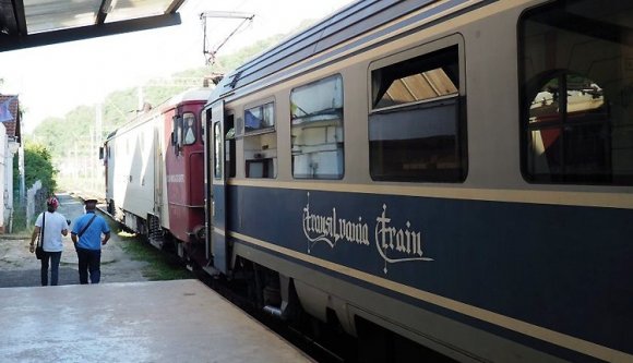 Szászvidéken robog az erdélyi élményvonat