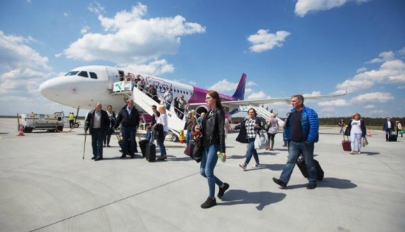 Újabb repülőjárat köti össze Kolozsvárt és Angliát