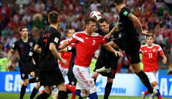 Foci-vb, 24. nap: Anglia kifejelte a svédeket, 11-esekkel búcsúztak az oroszok