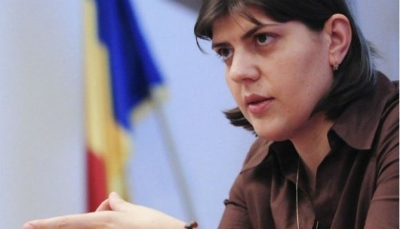 Kövesi elbúcsúzott, de azért odaszúrt egyet a kormányoldalnak