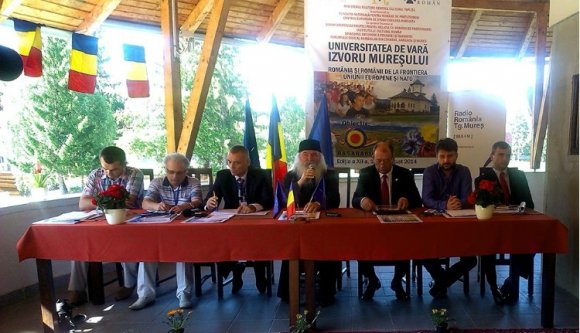 Etnikai tisztogatásra panaszkodnak a román anti-Tusványos nemzetvédői