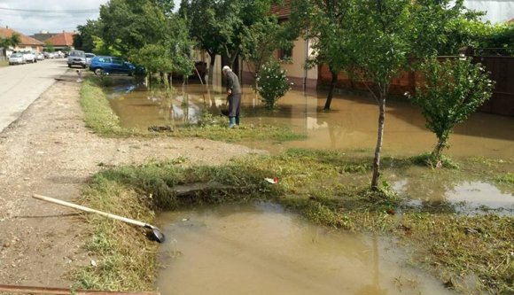 Irgalmatlanul elázott a Bánság egy része