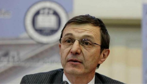 A Román Akadémia elnöke kapott egy pofont az Elie Wiesel Intézet igazgatójától