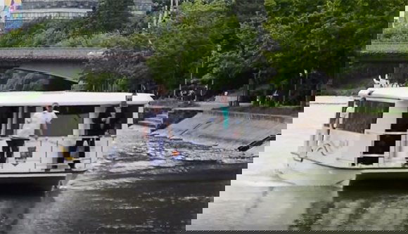 Történelmi pillanat: Temesvártól egészen a szerb határig hajózható a Béga-csatorna