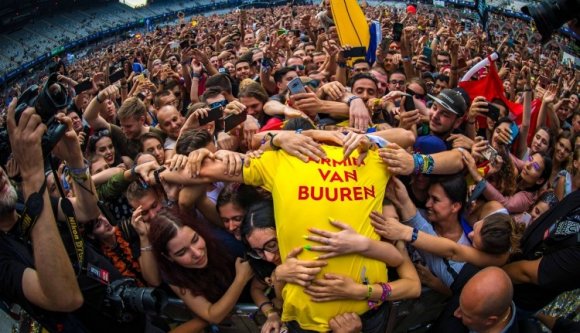 Armin van Buuren ébresztette a kolozsváriakat hétfőn