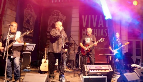 Rock'n'roll nosztalgiatúrával rúgta be a motort a KMN