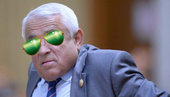 Az agrárminiszter gyakorlatilag beismerte, a szaktárcát legyőzte a sertéspestis