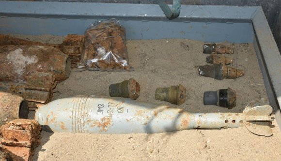 Aknavetőgránátot szüreteltek egy gyergyói krumpliföldön