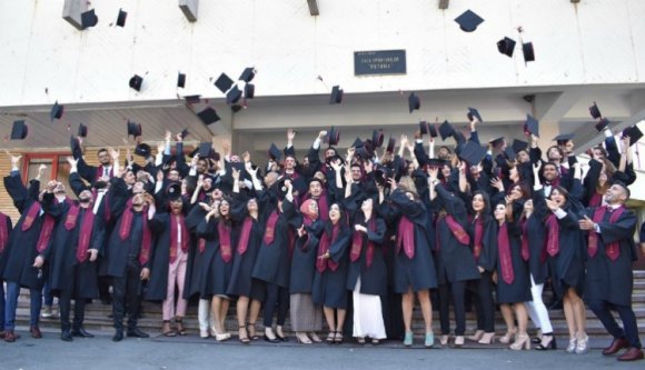 Az egyetemi korrupció aradi számai: több mint 120 vádlott, 24 vádalku és 8 vádemelés