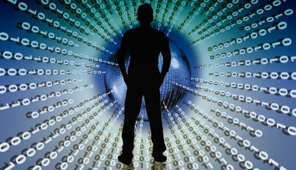 Sürgősségi ellátást vett igénybe egy férfi, aki azt állította, hogy onlájn erőszakolták meg