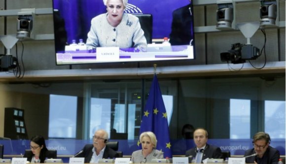 Kivesézik a román jogállamiság helyzetét az Európai Parlamentben