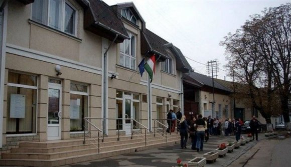 Tombol az európai szellem Kijevben: kiutasították a beregszászi magyar konzult