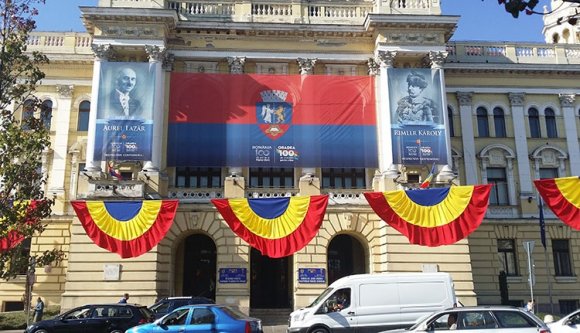 A város legmenőbb magyar polgármesterének portréjával centenáriumoznak Nagyváradon