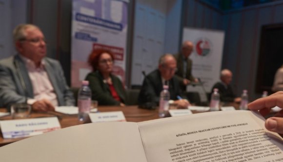 „Az egyesülés egy esküvő volt, melyen ellopták és megerőszakolták a menyasszonyt!”