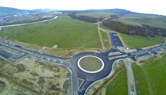 Romániában már a községi legelőn is repülőtér épül