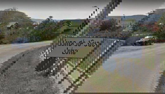 Magyarlóna helyett ismét csak Lóna lesz „Szászlónából”