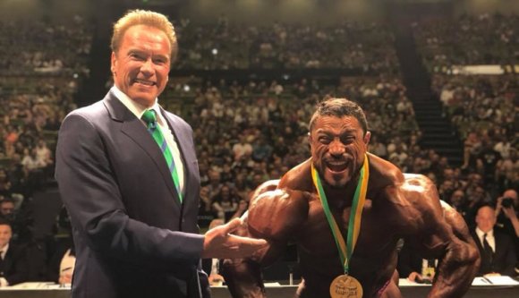 Tényleg Kolozsvárra jön Schwarzenegger