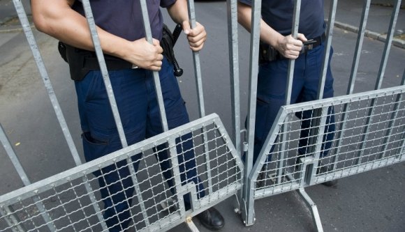 Önszántából fizet busás kárpótlást egy megbírságolt tüntetőnek a kormány