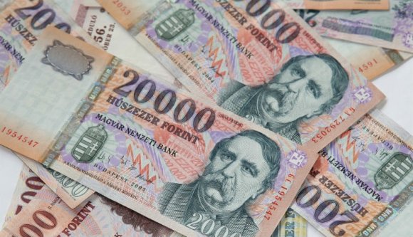 Ennyi pénzt szán a magyar kormány idén és jövőre az erdélyieknek