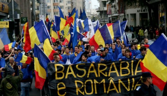 Irigyek a határon túli románok a romániai kisebbségekre