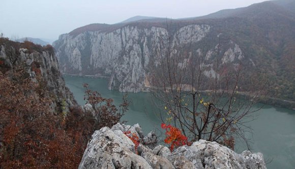 A Vaskapu-szoros misztikus világa: szigetek, végvárak, római kori emlékek tűntek el a kilowattok oltárán