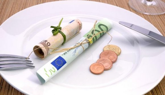 A borravalót kapja meg a pincér, ne a főnök tegye zsebre!