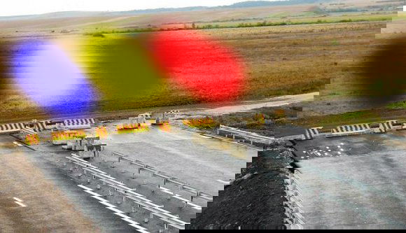 Azért nem építünk autópályákat, mert nem engedik a külföldiek? (INTERJÚ)