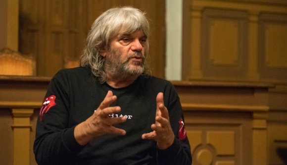 Angyalokat kerestünk Hobóval Kolozsváron, gyónás lett belőle