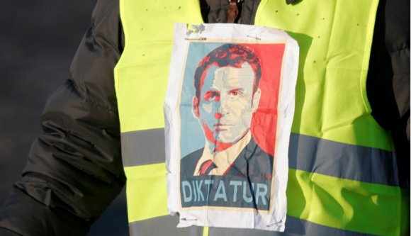 Adjatok nekik biokalácsot!