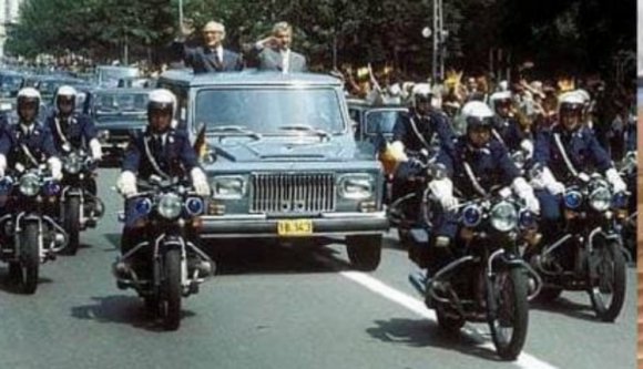 Ki vágyik egy olyan járgányra, amelyikkel Ceaușescu is utazott?