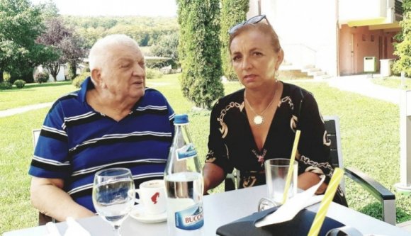 Hősként temettetné el cigányvajda apját Viorica Dăncilă tanácsosa