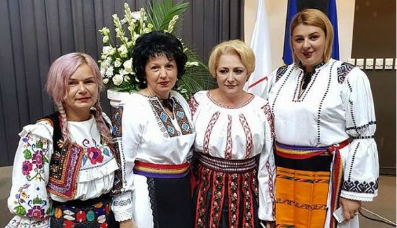 Na, melyik hölgy a miniszterelnök asszony új ifjúsági és sportügyi tanácsadója?