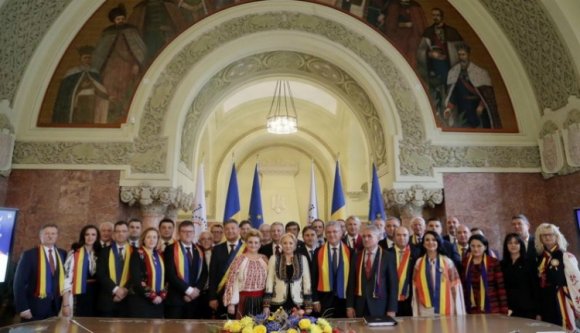 Gondolta volna, hogy egy egész könyvnyi megvalósítása van Dăncilának?