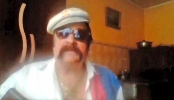 Maffiaállam: puskával a kezében fenyegette meg az ellene vallókat a fatolvaj