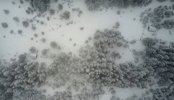 Káprázatos drónvideó készült a téli Székelyföldről (VIDEÓ)