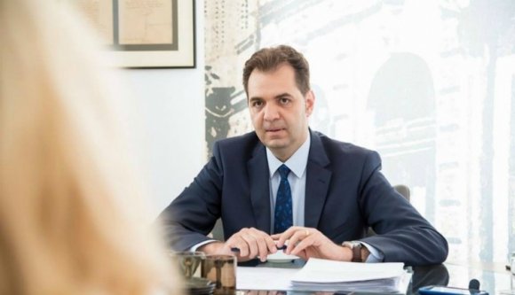 Antal Árpád: mi, magyarok mindig zavaró tényező vagyunk