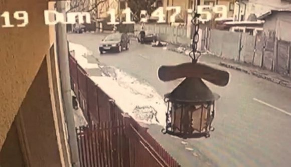 Szándékosan elgázolta anyósát egy dühös férfi (VIDEÓval)