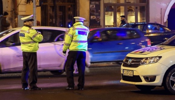 Elgázolta a büntetni érkező rendőrt