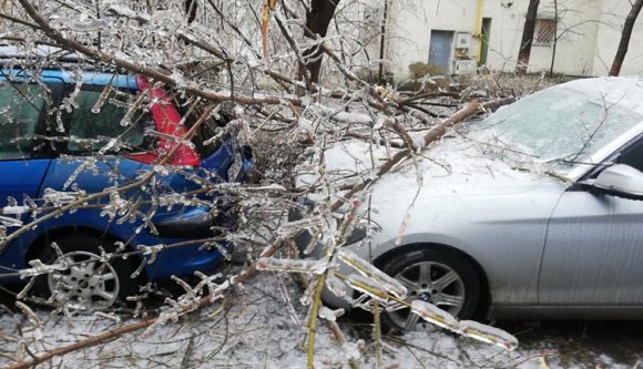 A 112-es telefonszámot is lefagyasztotta a bukaresti jég