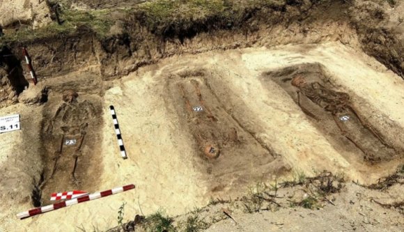 A kommunisták áldozatainak hozzátartozóit keresik