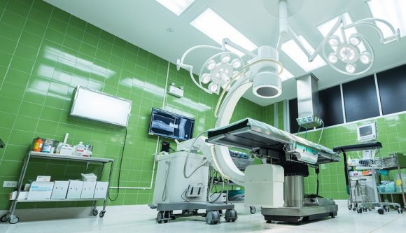 Ilyen is rég volt, ha egyáltalán: elismerték a kórházon belüli fertőzést, bezárták a tüdőgyógyászat műtőjét