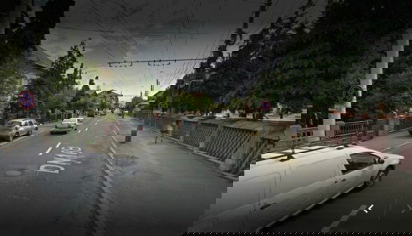 Negyven parkolási bírságot próbálnak behajtani egy rendőrön Nagybányán